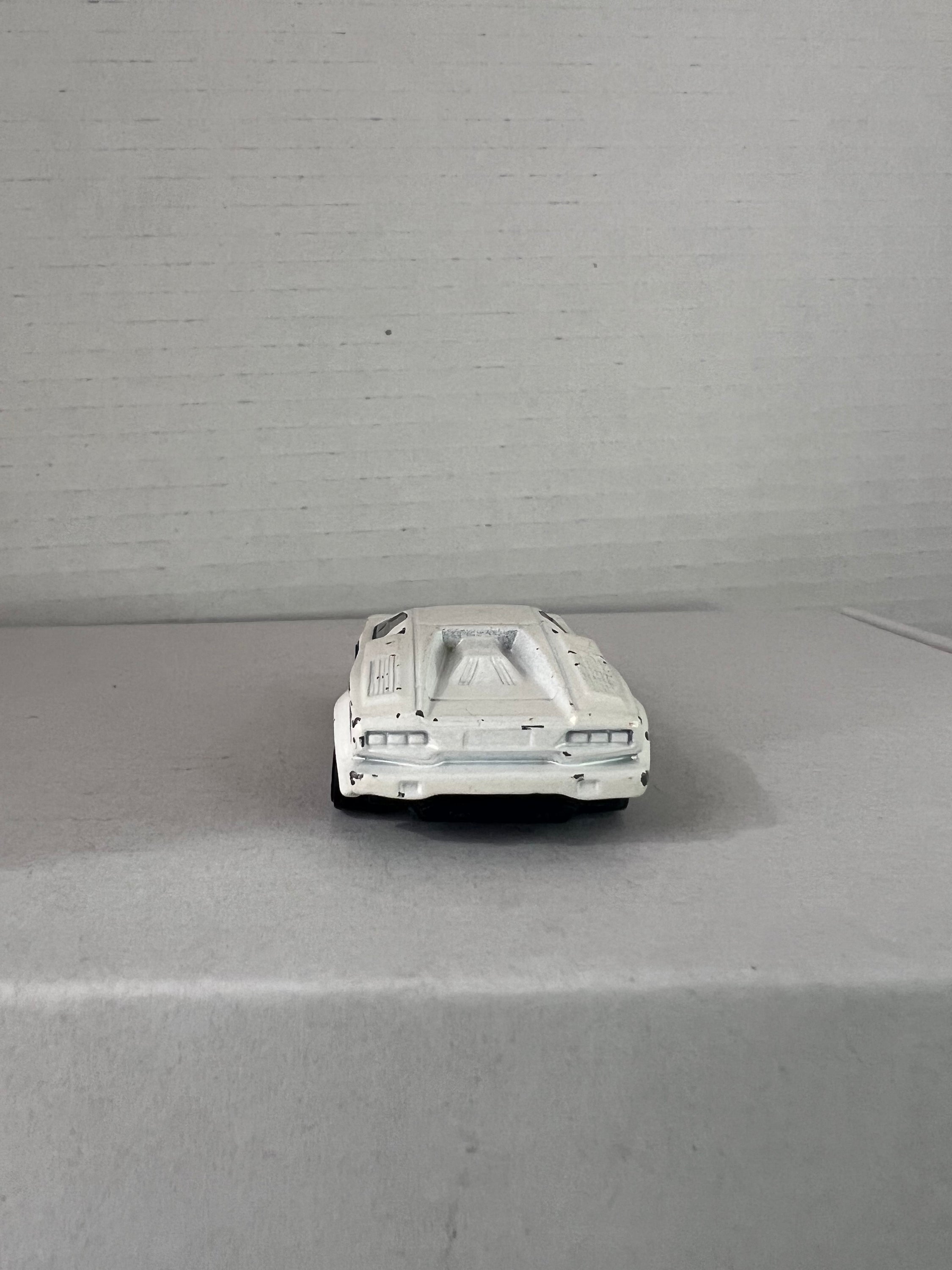 Hot Wheels 25th Anniversary Lamborghini Countach - World Racers (2009)