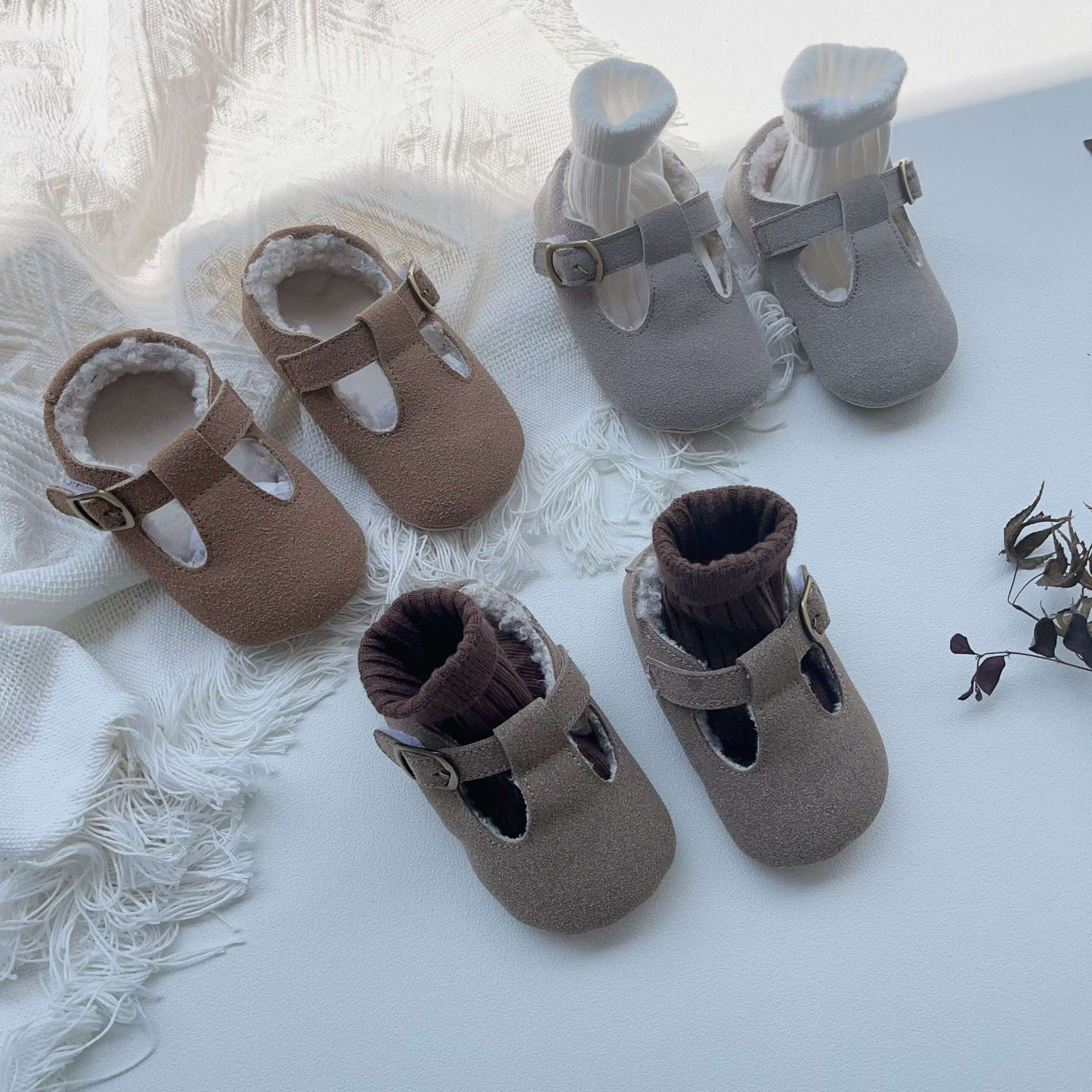 Arrival In Winter Baby Girl Solid Color Plush Warm Anti-Slip Shoes
