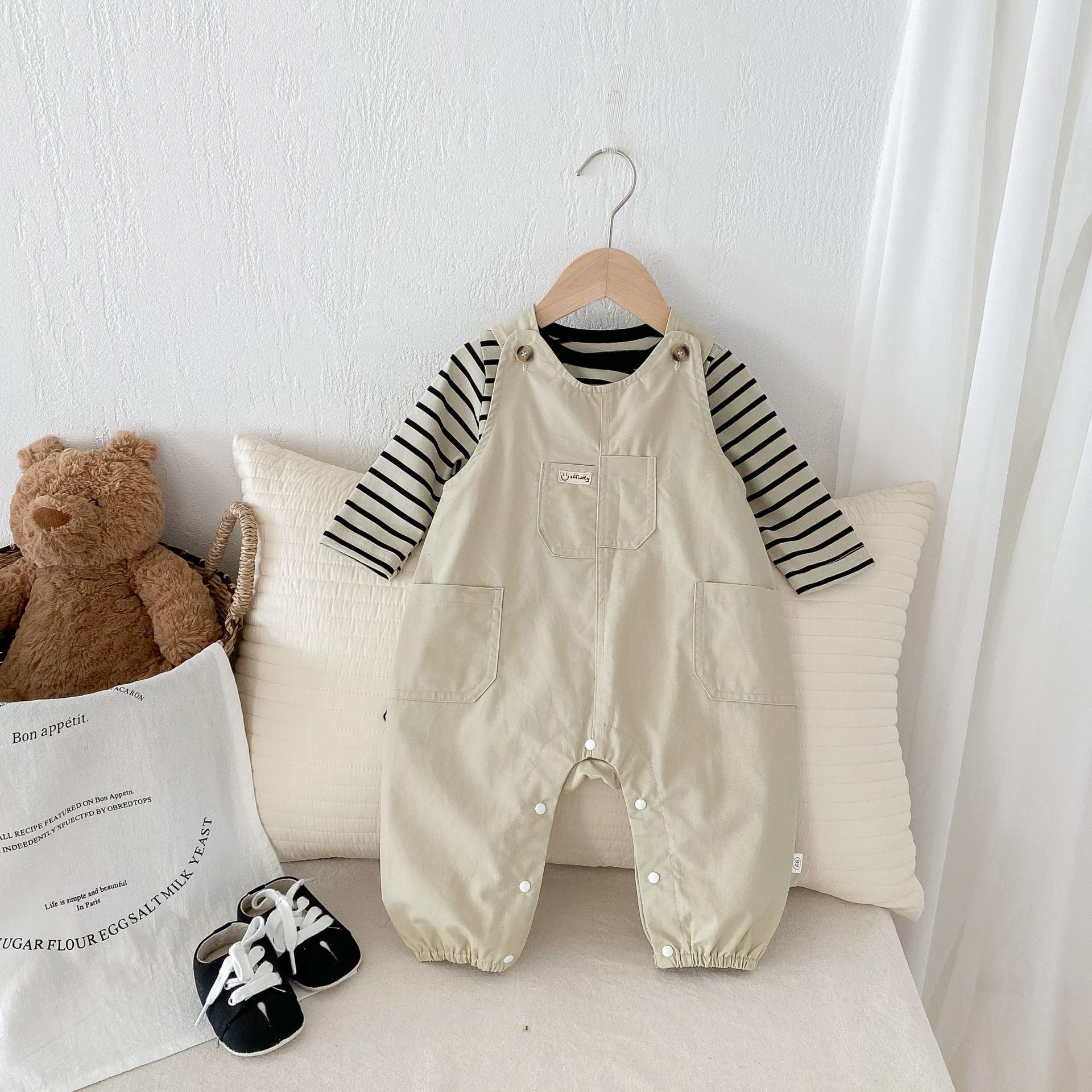 Spring and Autumn Baby Kids Unisex Striped Pattern Long Sleeves Top